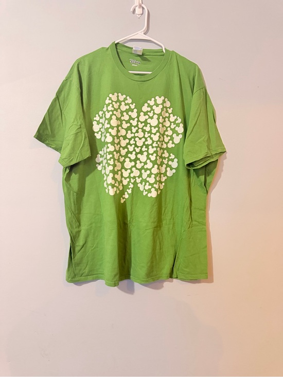 Disney Tops - Disney Green Mickey Clover Graphic Tee